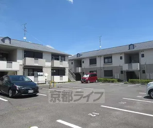 京都府木津川市梅美台1丁目【アパート】の外観