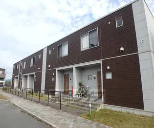 京都府木津川市梅美台【テラスハウス】の外観