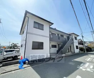 ファミーユ西条の画像