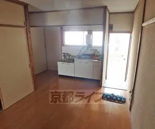 エイトハイム【203号室】の居間