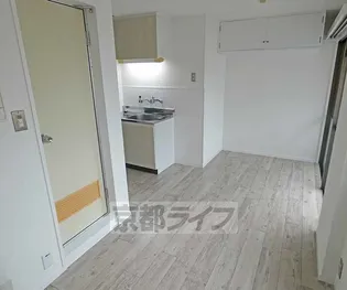 第28長栄四条SKハイツ【2階】の寝室
