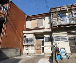 京都府京都市伏見区羽束師菱川町【テラスハウス】の外観