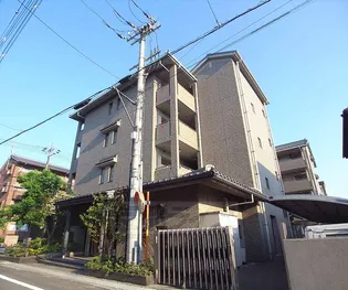 京都府京都市北区上賀茂向縄手町【マンション】の外観