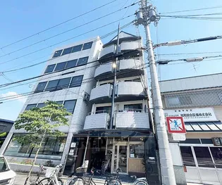 京都府京都市下京区西七条南月読町【アパート】の外観