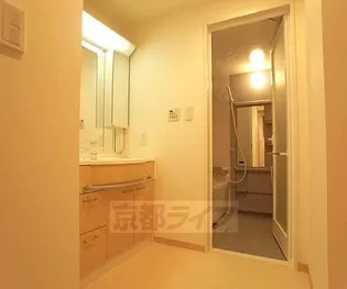 パインフィールド洛西【2階】の内装