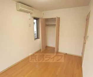 パインフィールド洛西【2階】の居間