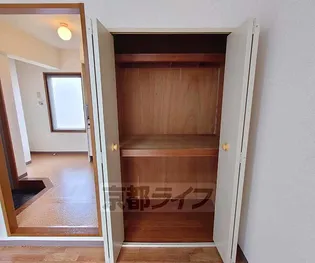 シャトレー藤井【302号室】の内装