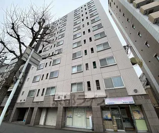 京都府京都市下京区綾小路通堀川西入ル妙満寺町【マンション】の外観