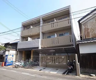 ヒーリングコート御所西【105号室】の外観