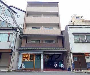 バインオークサーティーンの画像