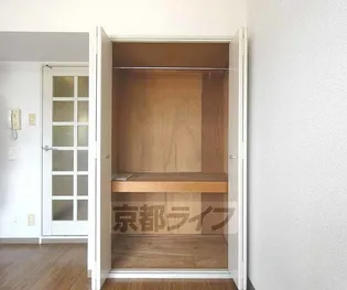 ス・プレール北野【501号室】の内装