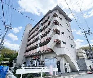 ヴィーヴル藤の森の画像