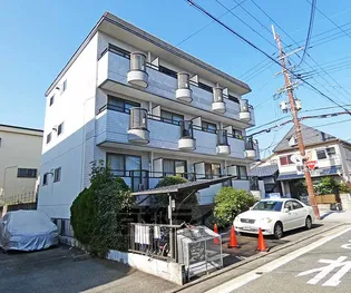 シャイニング桃山【101号室】の外観