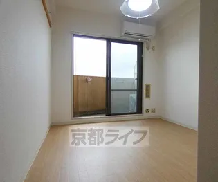 朝日プラザ深草【514号室】の居間