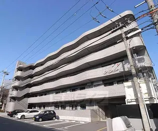 クエストオブインフィニティー【2階】の外観