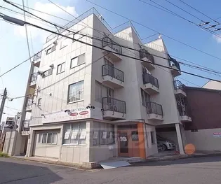 日の出ビルの画像