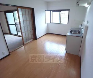 ハイコーポフジタ【202号室】の居間