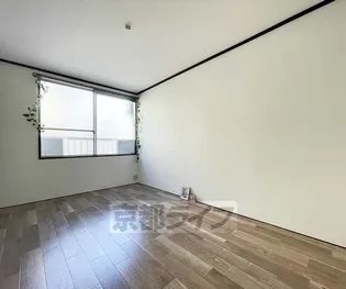 ハイツ21Ⅲ【102号室】の居間