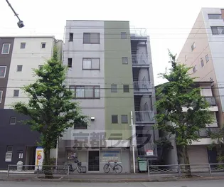 京都府京都市右京区太秦安井小山町【マンション】の外観