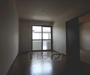 セジュール鹿ノ下【203号室】の居間