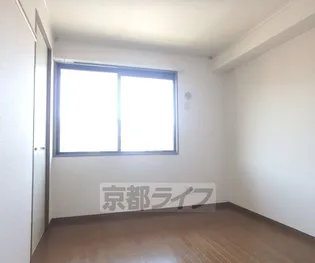 セジュール鹿ノ下【203号室】の居間