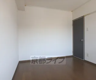 セジュール鹿ノ下【203号室】の居間