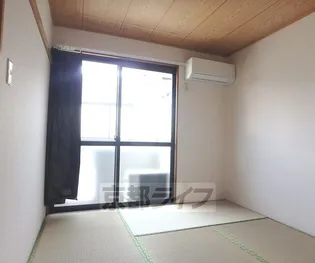 セジュール鹿ノ下【203号室】の居間