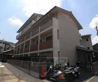 ドミール東山【3階】の外観