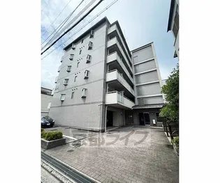 エーム梅小路【6階】の外観