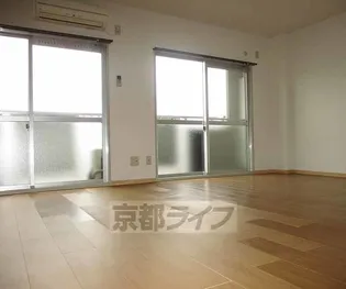 久御山ファーストマンション【1階】の居間