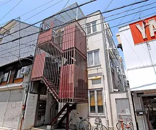 ビバ芦山寺【1階】の外観