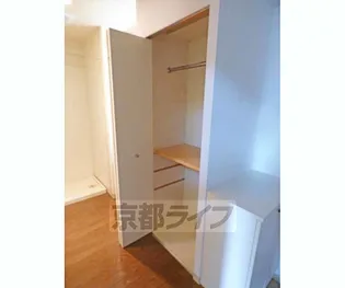 コアロード鷹ヶ峯【105号室】の内装