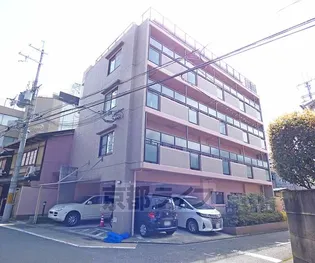 ピュア衣笠【2階】の外観