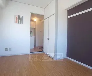 トワール高野【402号室】の居間