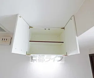 セブンスパークアパートメント【307号室】のキッチン