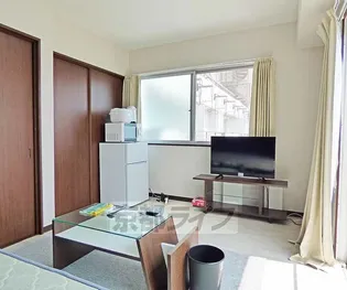 セブンスパークアパートメント【307号室】の居間