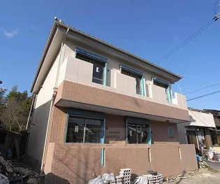 ルミナス・カスティエル【1階】の外観