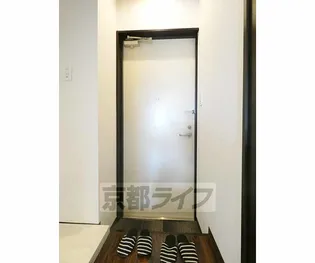 パークサイド梅小路【4階】の玄関