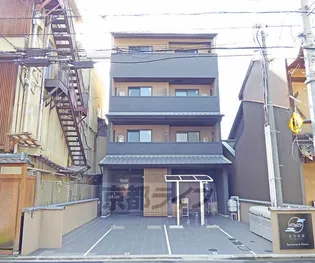 京乃双葉マンション【304号室】の外観