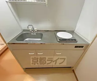 フェスタルトモオカ【102号室】のキッチン