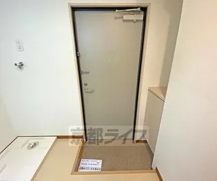 フェスタルトモオカ【102号室】の玄関