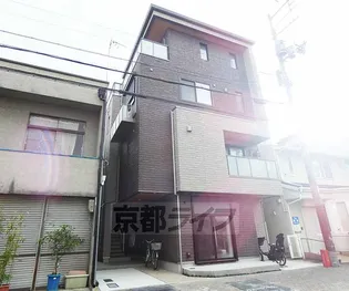 シャーメゾン東寺道【302号室】の外観