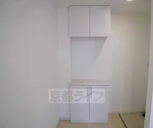 ディスティ桃山【101号室】の玄関