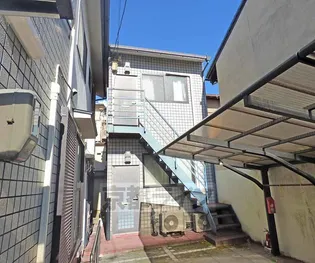 京都府京都市北区等持院南町【アパート】の外観