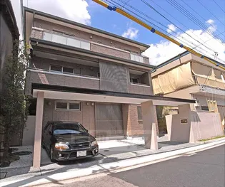 京都府京都市上京区一町目【マンション】の外観