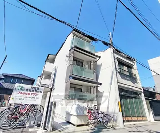 アンボワーズ プレ ド パレ【1階】の外観