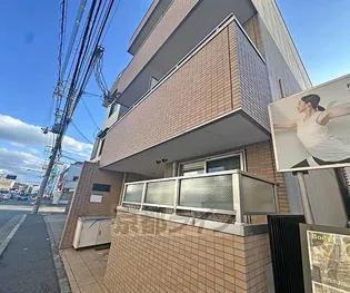 サンクスパレ千代原【3階】の外観