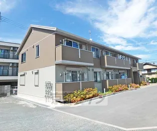 パインコート【102号室】の外観