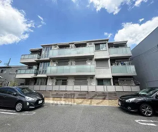 シャーメゾンURARAの画像