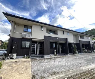 京都府京都市右京区嵯峨二尊院門前善光寺山町【アパート】の外観